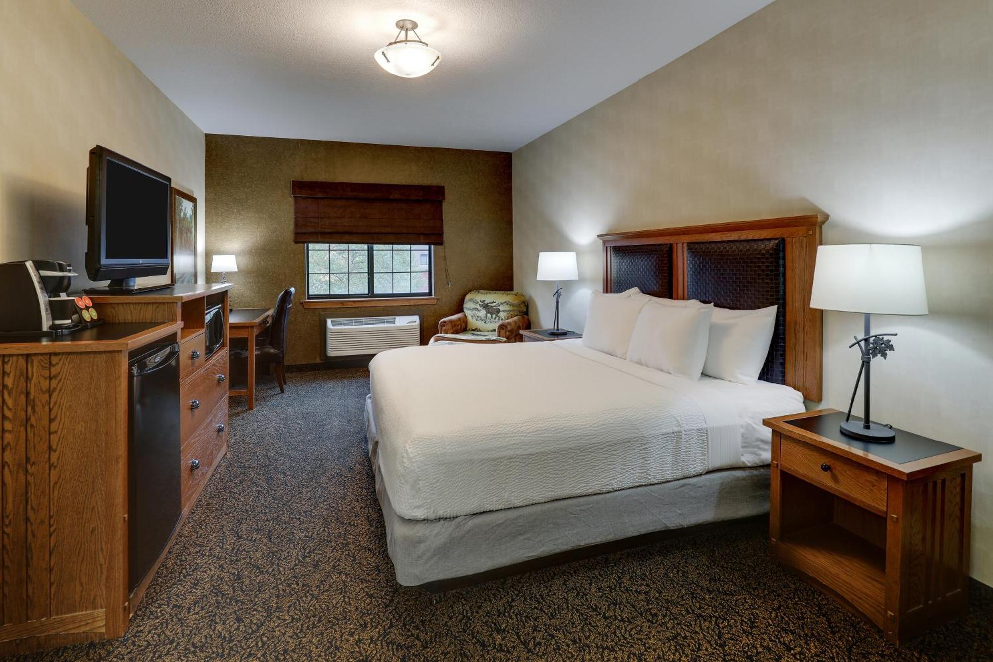 Deluxe King Room,1541332870:JPEG